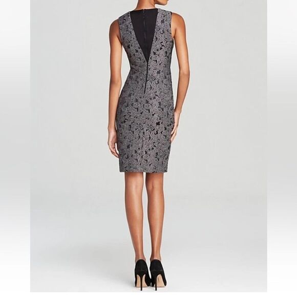 Alice + Olivia Silver Gray Sheath Midi Dress V-Neck Sleeveless Sz 0 - Picture 5 of 10